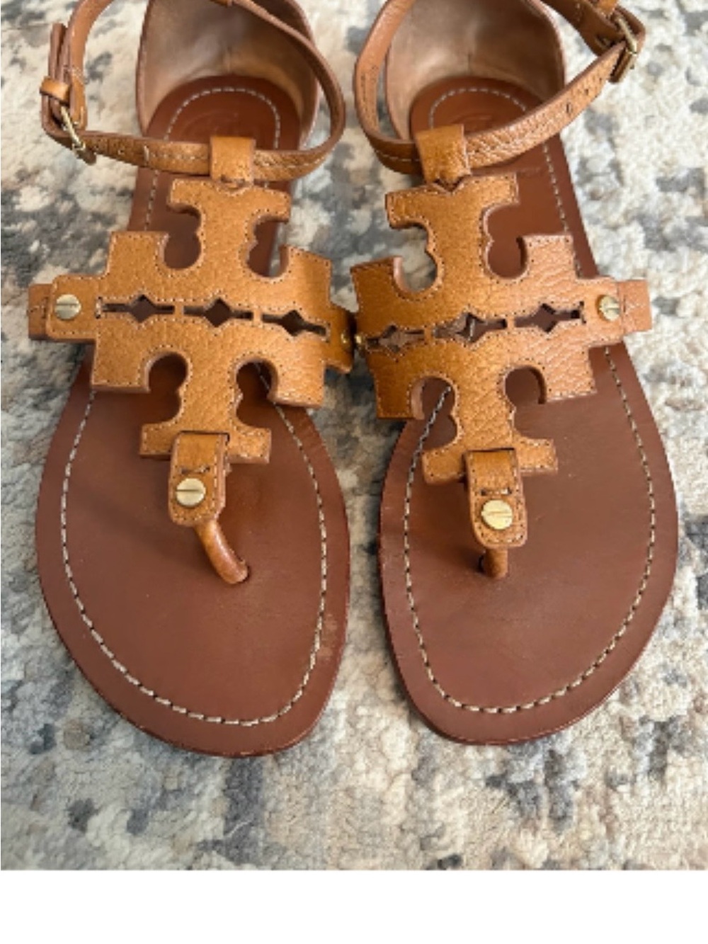 Tory Burch Tan Leather Logo T-Strap Sandals Sz 7.5 ladies EUC